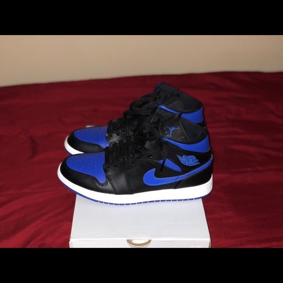 Air Jordan 1 Mid ‘Royal’ 9.5